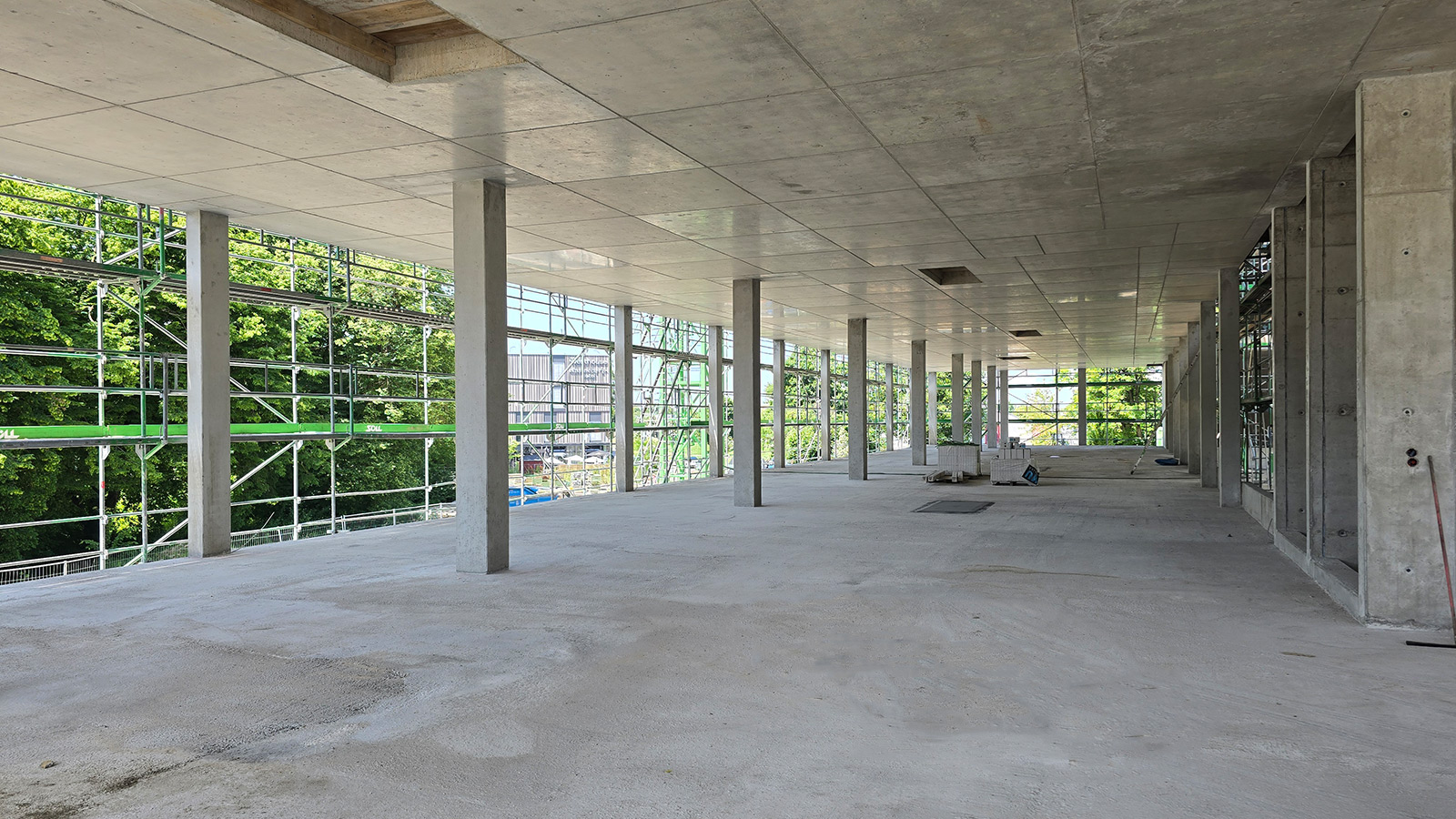 Bürolab Kobelcenter Innenkonstruktion Stahlbeton